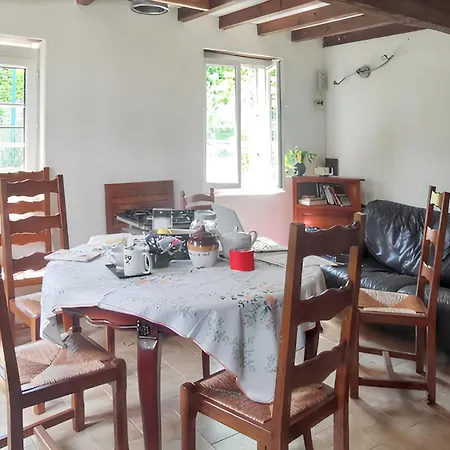 Casa de Férias Maison Rustique Charmante à Sassetot-le-mauconduit, Jardin. Sassetot-le-Mauconduit