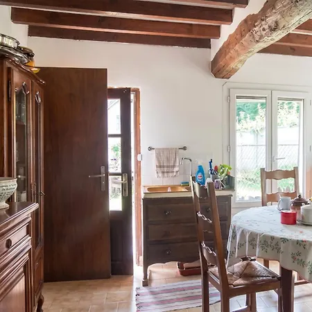 Maison Rustique Charmante à Sassetot-le-mauconduit, Jardin. *