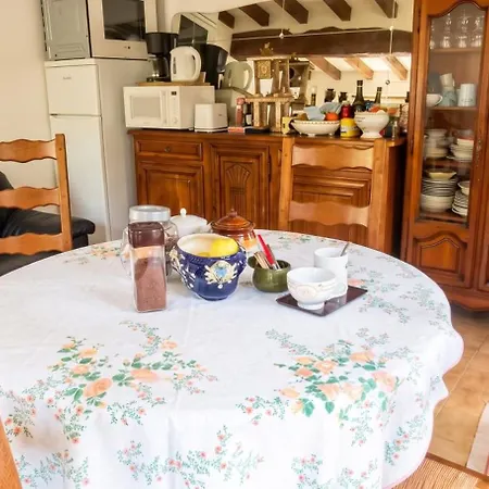 Maison Rustique Charmante à Sassetot-le-mauconduit, Jardin. *