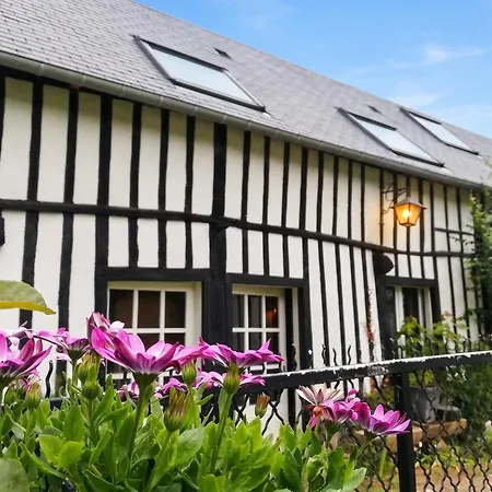 Maison Rustique Charmante à Sassetot-le-mauconduit, Jardin.