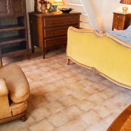 Maison Rustique Charmante à Sassetot-le-mauconduit, Jardin. Casa de Férias